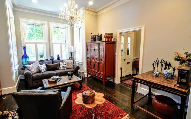 photo 4 of 807 East Capitol St. - 4 Br Home