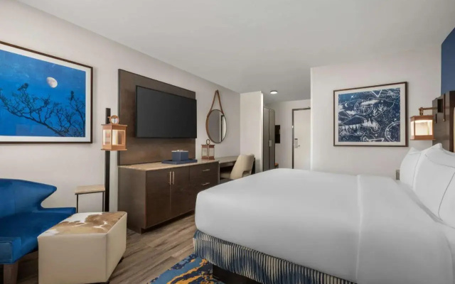 photo 5 of Hotel Westport Kansas City, Tapestry Collection by Hilton