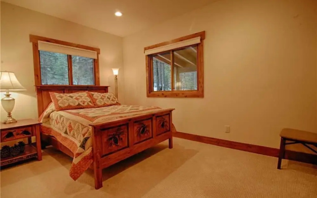 photo 3 of 820 Holly Road - 4 Br Home