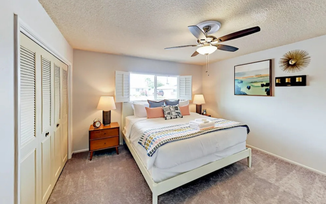 photo 4 of 8226 E Northland Dr House 3 Bedrooms 2 Bathrooms Home