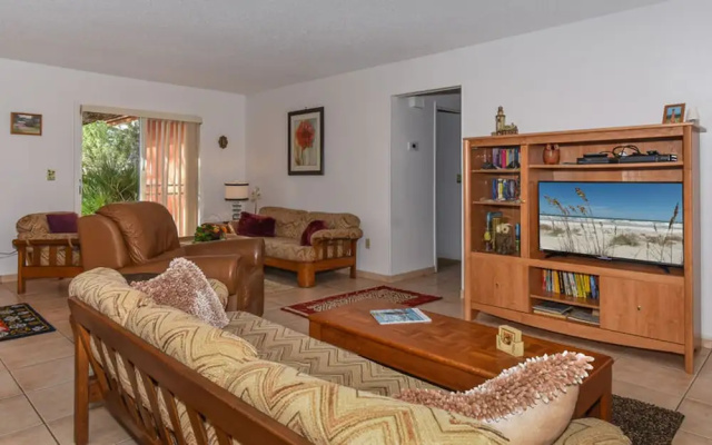 photo 3 of 836 Cooper by Ocean Properties