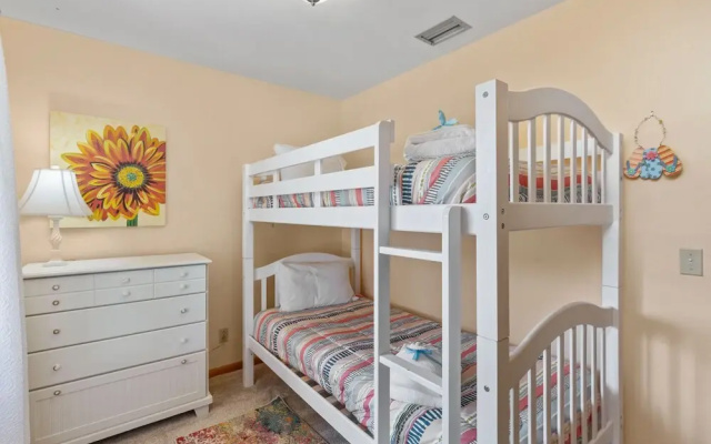 photo 2 of Gulf Front 3bd/2ba Home With Private Beach Access!