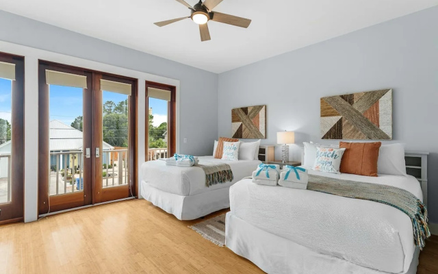 photo 4 of Beach Bay Getaway! Bayfront 4BR 4BA House Sleeps 12 Private Pool Boat Dock