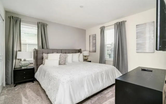 photo 5 of 851pbeach Amazing Champions Gate 9 Bedroom 5 Bed
