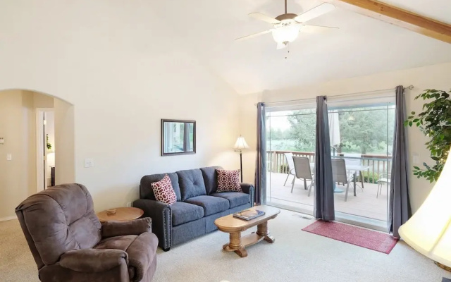 photo 2 of 860 Golden Pheasant Drive Townhouse 3 Bedrooms 2.5 Bathrooms Townhouse