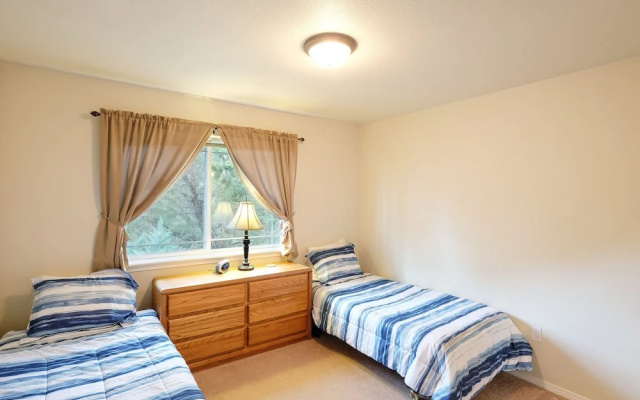 photo 4 of 860 Golden Pheasant Drive Townhouse 3 Bedrooms 2.5 Bathrooms Townhouse