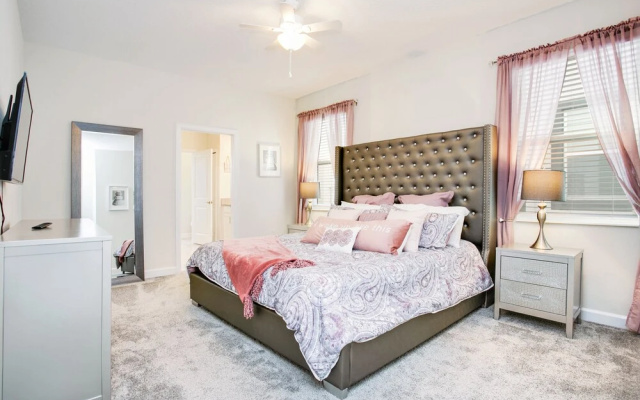 photo 4 of 9 Bdrm Champions Gate Villa