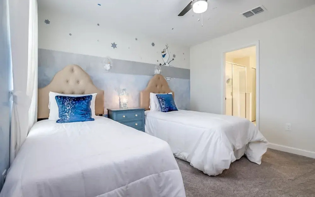 photo 4 of 8911sd Champions Gate 8 Bedroom Resort Villa