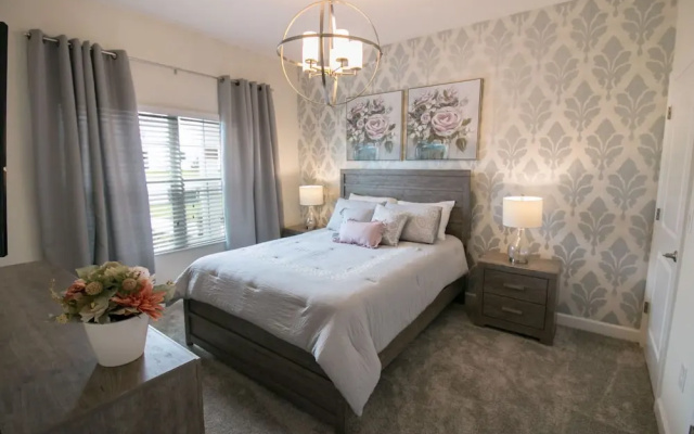 photo 3 of 9005 SD - Gorgeous 4BR Townhome - Private Pool