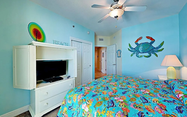 photo 2 of 931 W Beach Blvd Condo by RedAwning