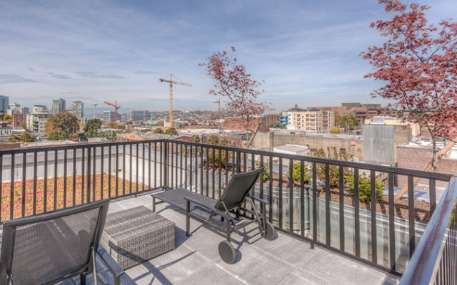 photo 3 of 99 Walkscore Modern Broadway Apartments by Barsala