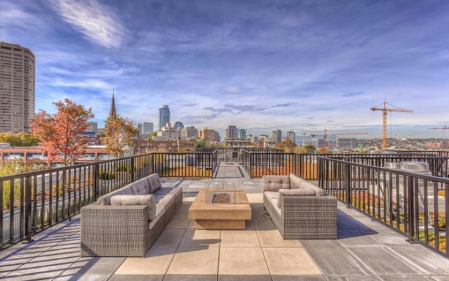 photo 5 of 99 Walkscore Modern Broadway Apartments by Barsala