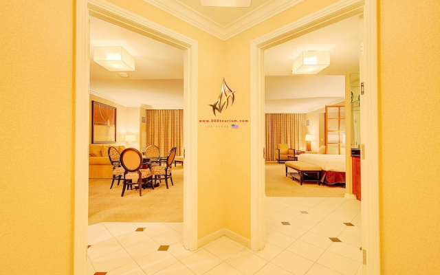 photo 3 of Signature Suites Collection