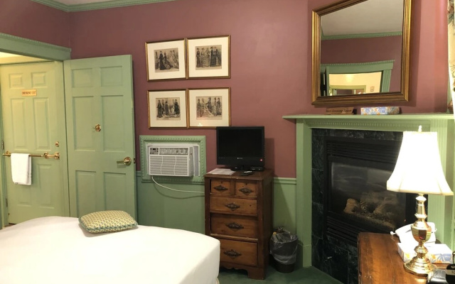 photo 3 of A Cambridge House Inn