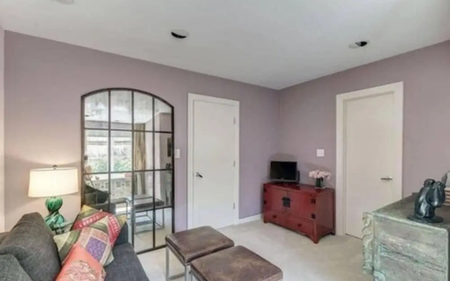 photo 3 of A Fabulous Washington DC 2BR 2 5BA Victorian Row Bi-Level Apartment 4 Guests