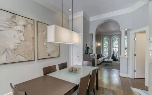photo 4 of A Fabulous Washington DC 2BR 2 5BA Victorian Row Bi-Level Apartment 4 Guests