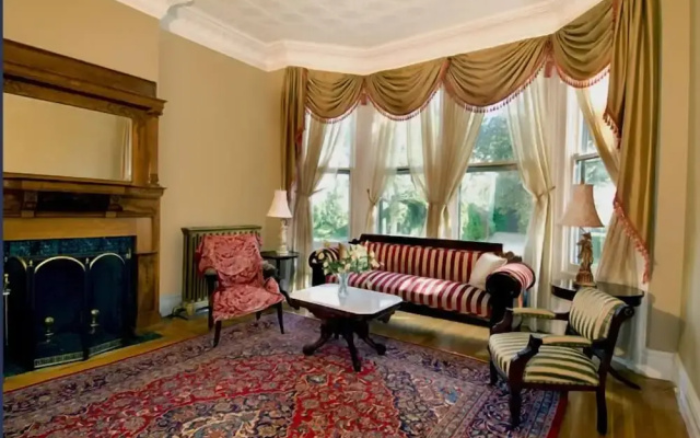 photo 3 of A Kingston Bed & Breakfast