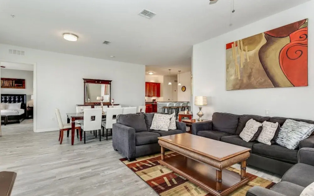 photo 2 of A Perfect Home for Your Family or Business! Just Steps From Convention Center 3br/3b #3vc024