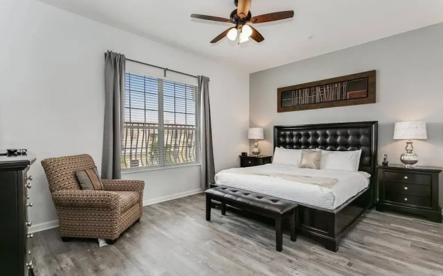 photo 5 of A Perfect Home for Your Family or Business! Just Steps From Convention Center 3br/3b #3vc024