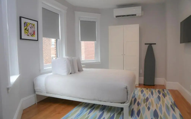 photo 2 of A Stylish Stay w/ a Queen Bed, Heated Floors.. #12