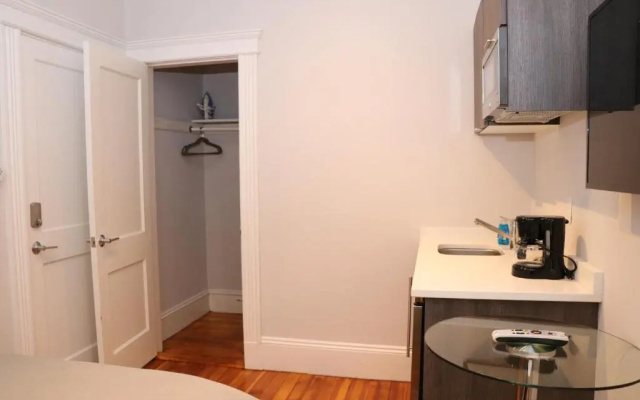 photo 4 of A Stylish Stay w/ a Queen Bed, Heated Floors.. #26