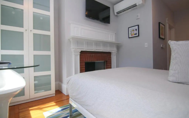 photo 5 of A Stylish Stay w/ a Queen Bed, Heated Floors.. #29