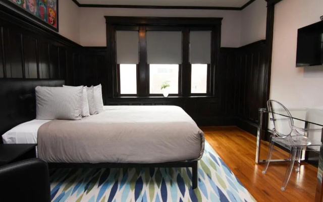 photo 2 of A Stylish Stay with a King Bed and Heated Floors #27