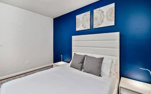 photo 2 of A Touch of Blue! Stylish 2BD Next to Reading Terminal Market
