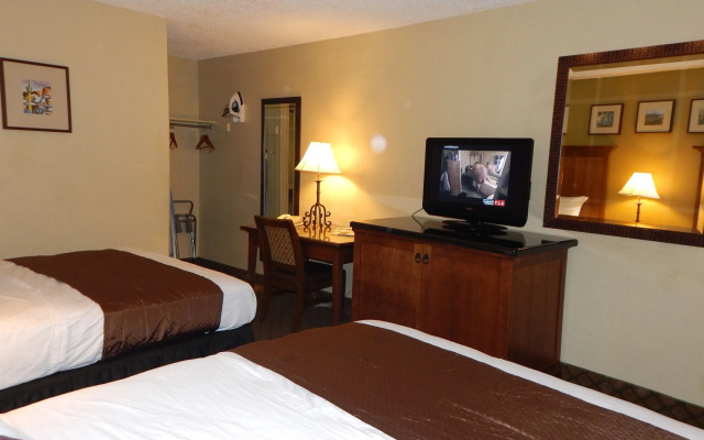 photo 3 of Ocotillo Apartments & Hotel