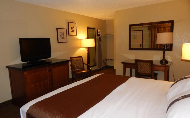 photo 4 of Ocotillo Apartments & Hotel
