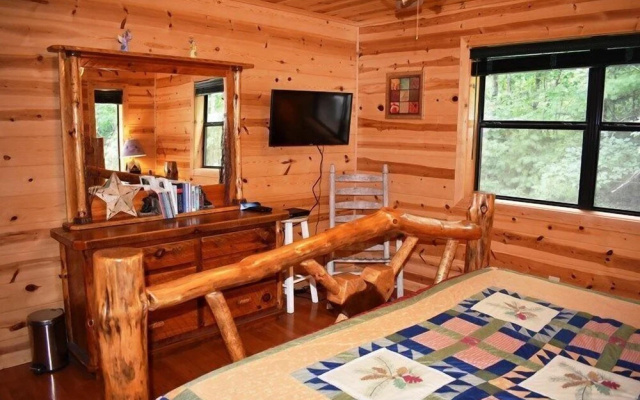 photo 3 of A Woodland Retreat