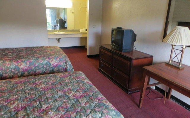 photo 5 of A2B Budget Hotel