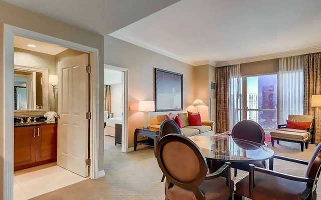 photo 3 of Aaa 3 Rooms 3 Bath Suite At The Signature Condo Hotel