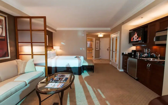 photo 3 of 888 Two Bedroom Three Bath Suite at Signature Condo Hotel