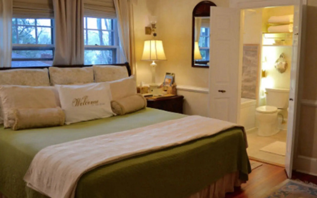 photo 2 of Abbington Green Bed & Breakfast Inn