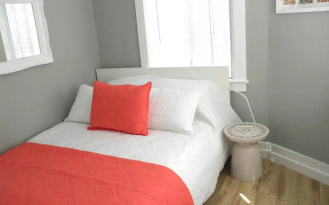 photo 3 of Abbot Kinney Apartment