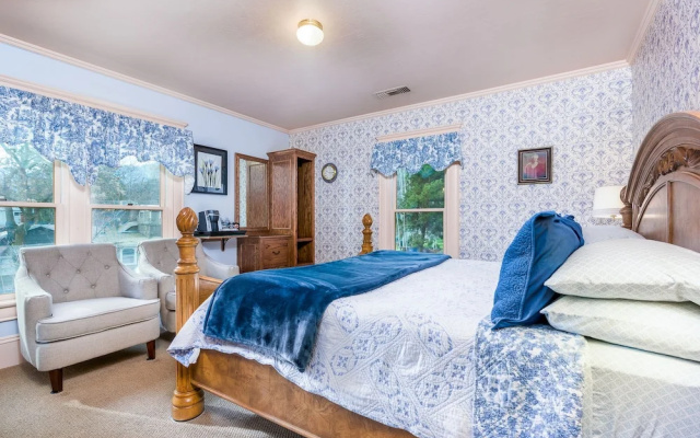 photo 4 of Abigail’s Bed & Breakfast Inn