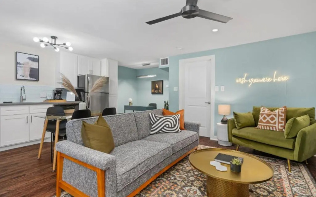 photo 4 of Abode Houston - Norfolk