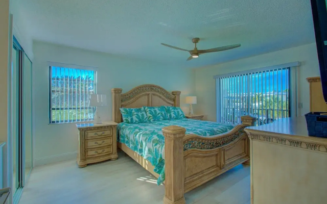 photo 2 of Absolute Anna Maria- 2 Bedroom Condo