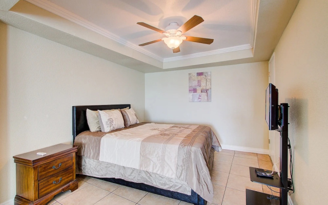 photo 4 of ABZ Convention Center Condos
