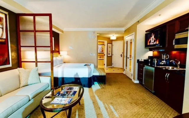 photo 2 of Abz Signature Deluxe Suites