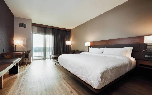 photo 3 of AC Hotel by Marriott Cincinnati at The Banks