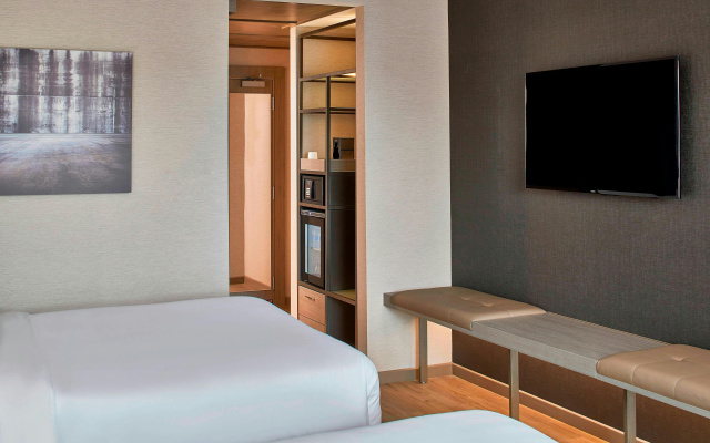 photo 4 of AC Hotel by Marriott Cleveland Beachwood