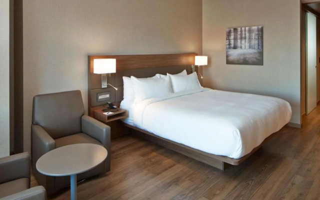 photo 3 of AC Hotel by Marriott Minneapolis Downtown