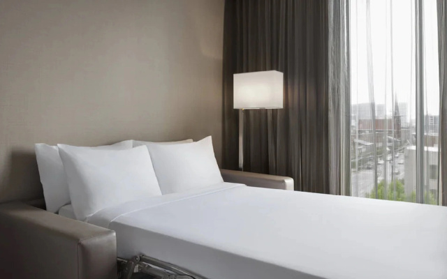 photo 4 of AC Hotel by Marriott Washington DC Capitol Hill Navy Yard