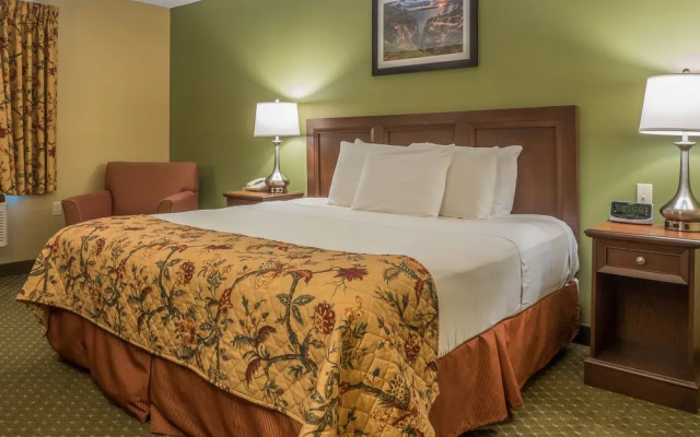 photo 3 of Acadia Inn