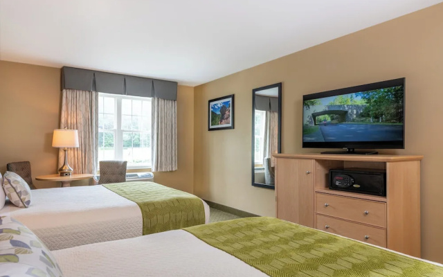 photo 5 of Acadia Inn