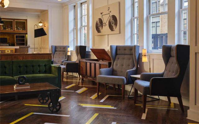 photo 2 of ACME Hotel Chicago, Outset Collection by Hilton