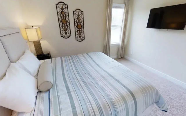 photo 3 of ACO PREMIUM - 6Bd pool and spa (1734)