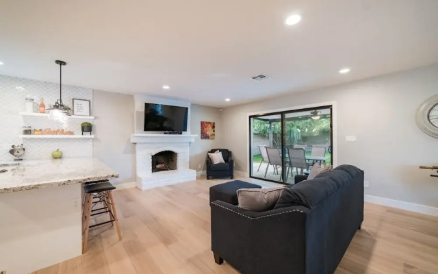 photo 2 of Acoma 4 Bedroom Home